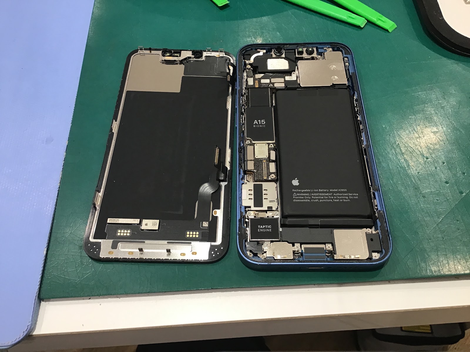 iPhone13のバッテリー交換を承りました！【スマホ修理工房秋津店】